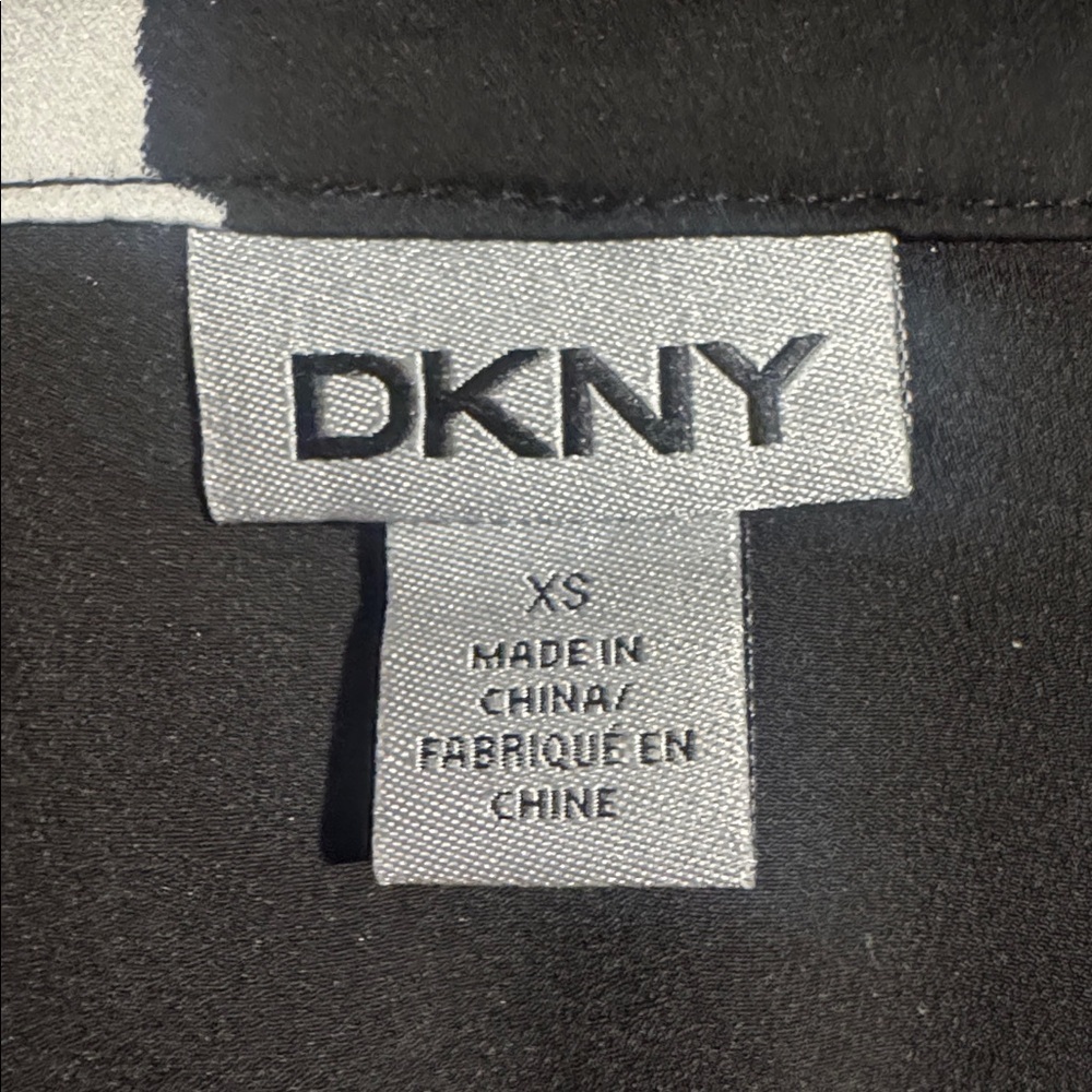 DKNY Monochrome Patterned Black and White Blouse - Picture 2 of 8